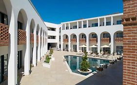 Mercure Conacul Cozieni